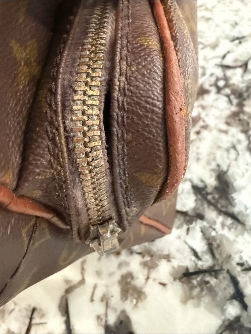 Louis vuitton Nile crossbody bag